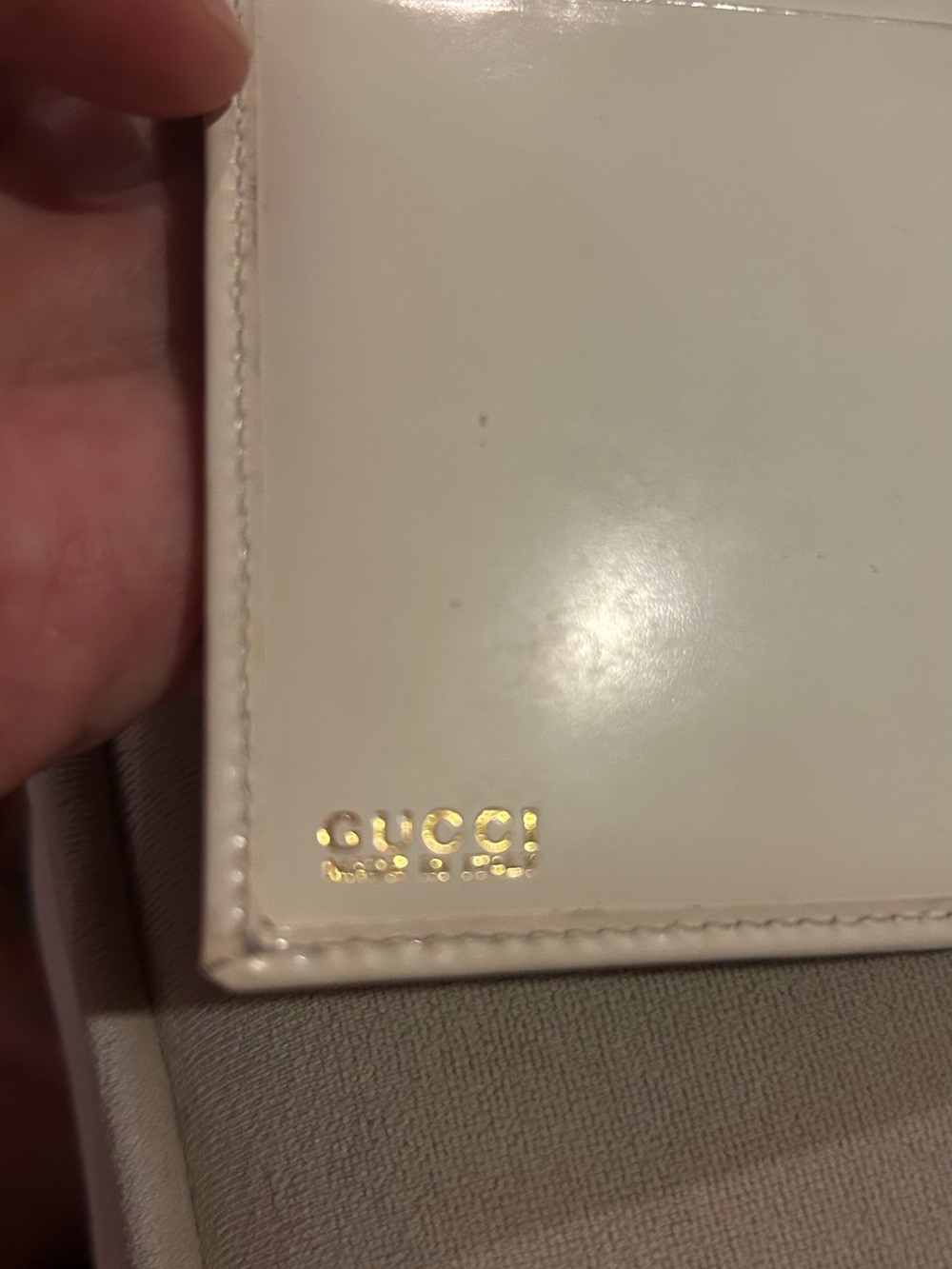 GUCCI Ivory Patent Vintage Leather WALLET - Picture 7 of 10
